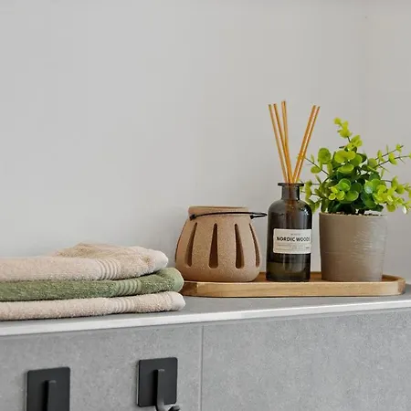 Eifelruhe Wellness Mit Whirlpool Und Sauna דירה מונשאו