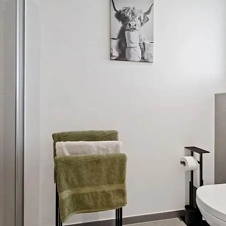 شقة Eifelruhe Wellness Mit Whirlpool Und Sauna *