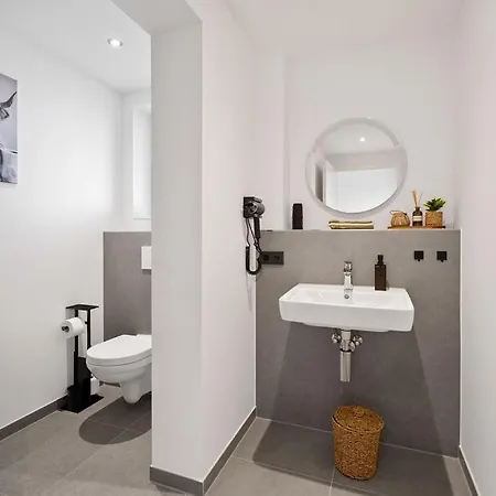 Eifelruhe Wellness Mit Whirlpool Und Sauna *