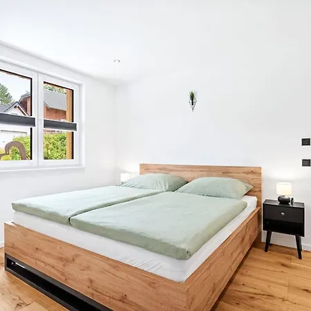 Eifelruhe Wellness Mit Whirlpool Und Sauna