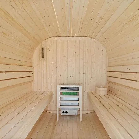 Eifelruhe Wellness Mit Whirlpool Und Sauna מונשאו